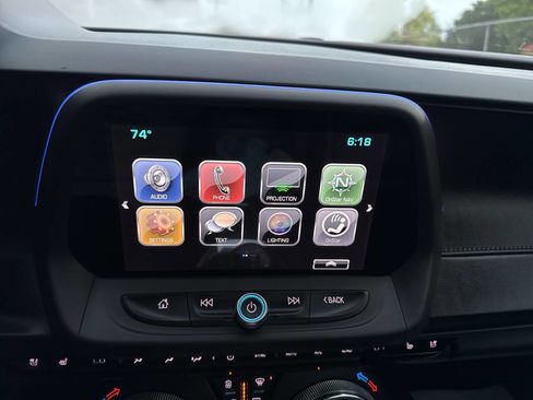 Used 2018 Chevrolet Camaro SS image 33