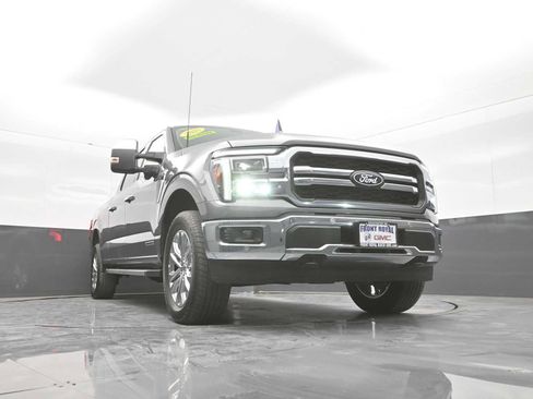 Used 2025 Ford F150 Lariat w/ Equipment Group 502A High AWD/4WD image 40