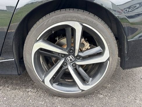 Used 2021 Honda Accord Sport image 7