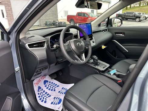 New 2026 Toyota Corolla Cross XLE image 9