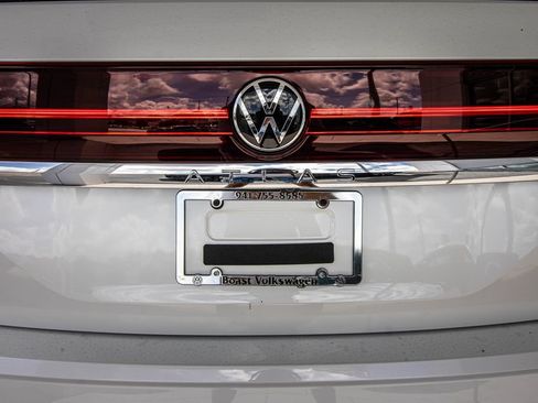 New 2026 Volkswagen Atlas SE FWD image 17