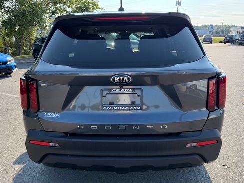 Used 2021 Kia Sorento LX FWD image 6