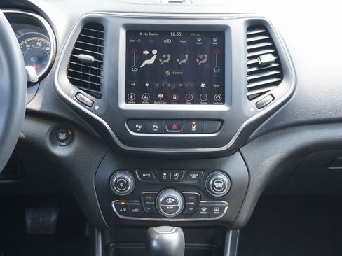 Used 2023 Jeep Cherokee Altitude Lux image 26