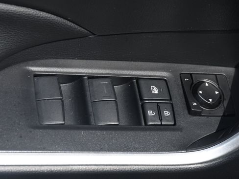 Certified 2024 Toyota RAV4 LE AWD/4WD image 10