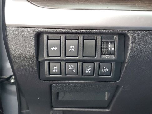 Used 2016 Subaru Legacy 2.5i Limited image 19