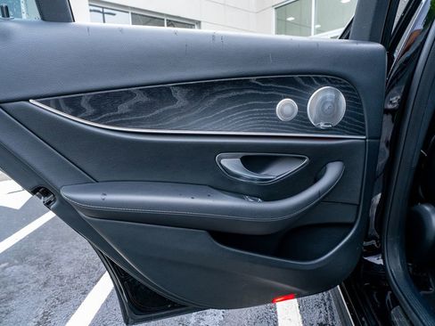 Used 2018 Mercedes-Benz E 300 image 41