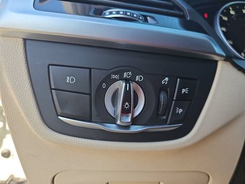Used 2018 BMW X3 xDrive30i AWD/4WD image 26