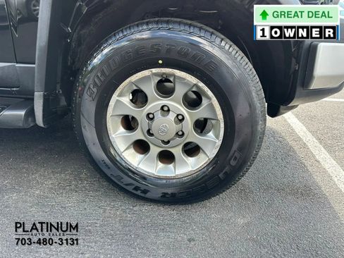 Used 2012 Toyota FJ Cruiser 4WD w/ Upgrade Pkg image 22