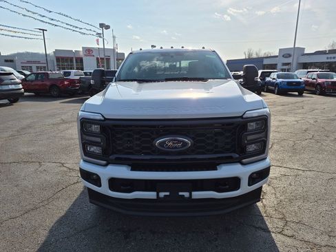 Used 2024 Ford F250 XL w/ STX Appearance Package image 8
