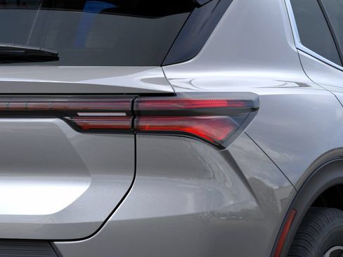 New 2026 Chevrolet Equinox EV LT FWD image 35