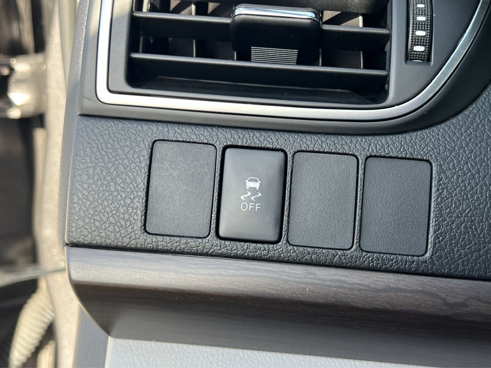 Used 2017 Toyota Camry XLE FWD image 64