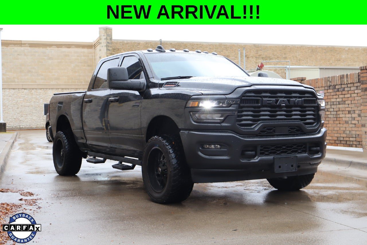 Used 2025 RAM 2500 Tradesman AWD/4WD image 1