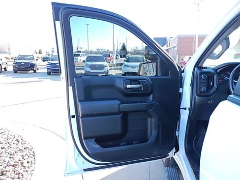 Used 2020 Chevrolet Silverado 1500 Custom Trail Boss w/ Custom Convenience Package image 22