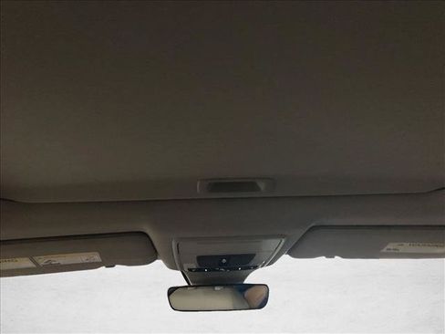 Used 2024 Honda CR-V EX-L image 11