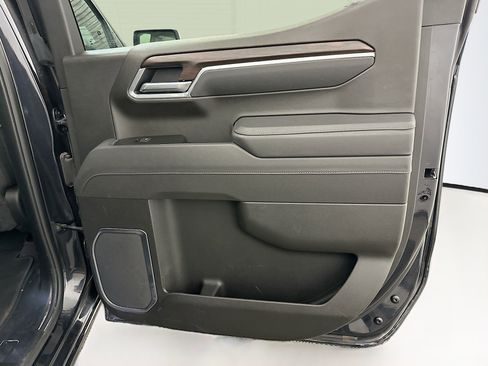 Used 2025 GMC Sierra 1500 SLT image 31