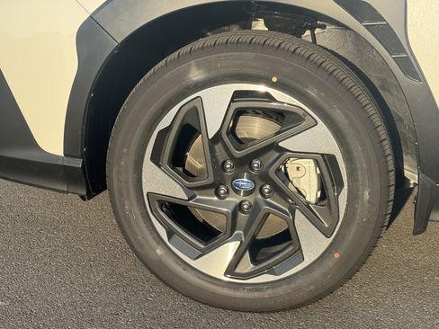 New 2026 Subaru Crosstrek 2.5i Limited AWD/4WD image 8