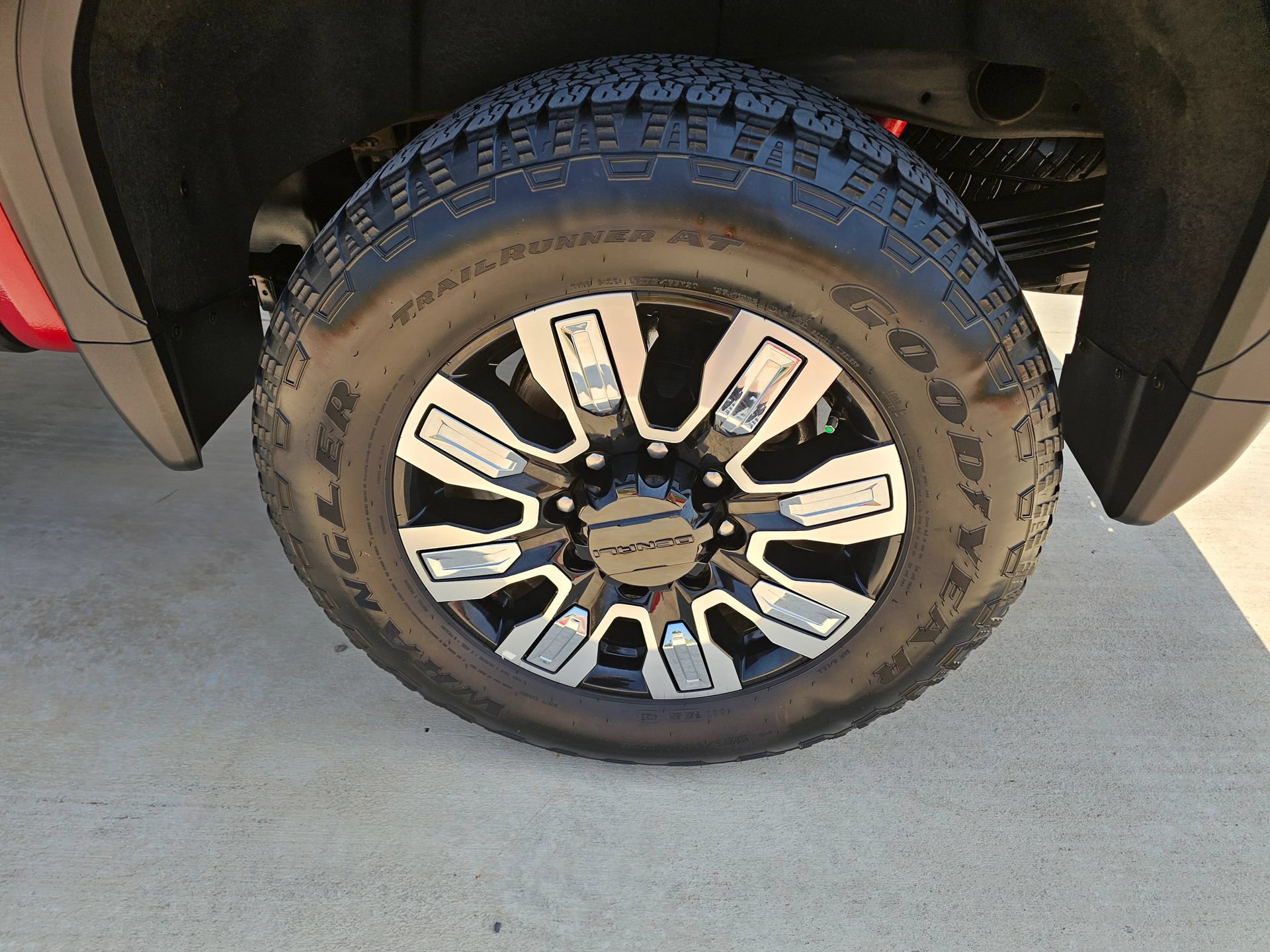 Used 2024 GMC Sierra 2500 Denali w/ Denali Reserve Package AWD/4WD image 21