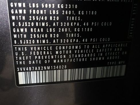 Used 2022 Volkswagen Tiguan SEL R-Line image 50