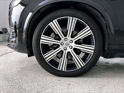 Used 2021 Volvo XC90 T8 Inscription w/ Advanced Package AWD/4WD image 10