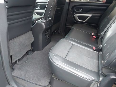 Used 2016 Nissan Titan PRO-4X AWD/4WD image 6