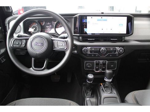 New 2026 Jeep Gladiator Sport image 13