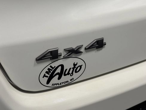 Used 2021 Jeep Compass Latitude w/ Driver Assistance Group AWD/4WD image 5