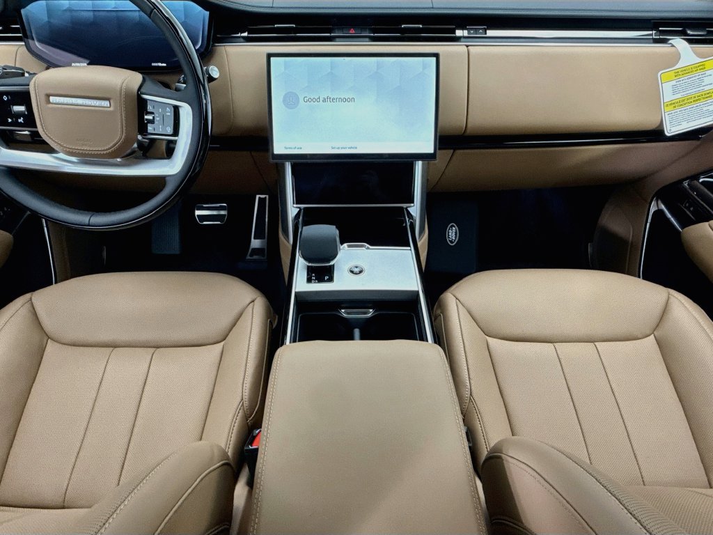 New 2026 Land Rover Range Rover SE AWD/4WD image 13