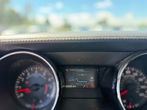 Used 2017 Ford Mustang GT Premium RWD image 15