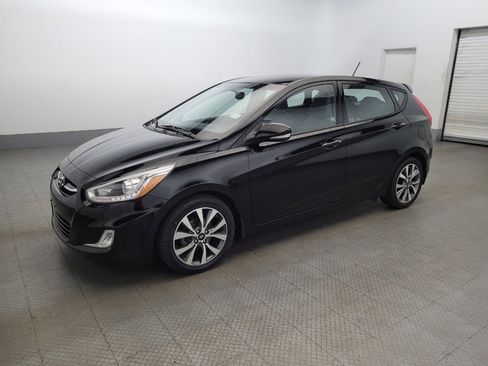 Used 2015 Hyundai Accent Sport image 2