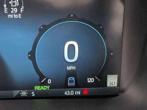 New 2025 Ford F150 XLT w/ Equipment Group 302A MID image 32