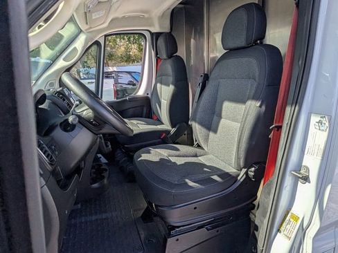 Used 2023 RAM ProMaster 3500 w/ Driver Convenience Group FWD image 6