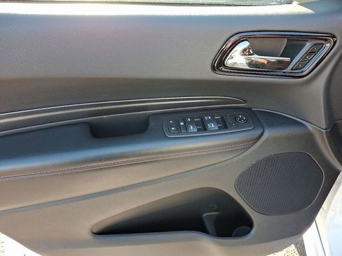 Used 2025 Dodge Durango GT AWD/4WD image 15
