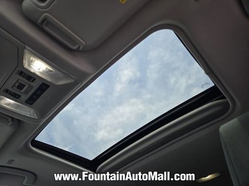 Used 2023 Toyota RAV4 XLE w/ Convenience Package FWD image 17