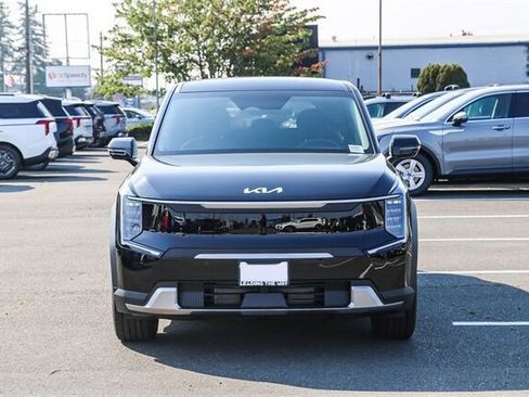 New 2026 Kia EV9 Light image 2