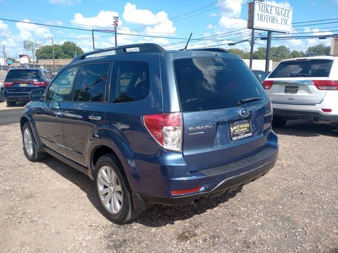 Used 2011 Subaru Forester 2.5X Premium w/ Popular Equipment Group 1B AWD/4WD image 5