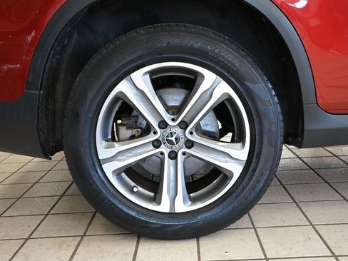 Used 2017 Mercedes-Benz GLC 300 4MATIC image 50