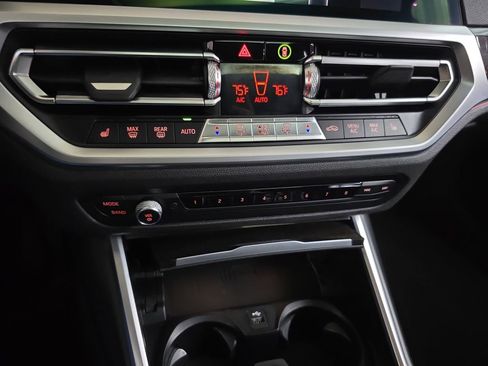 Used 2020 BMW 330i xDrive 330i xDrive w/ Convenience Package image 26