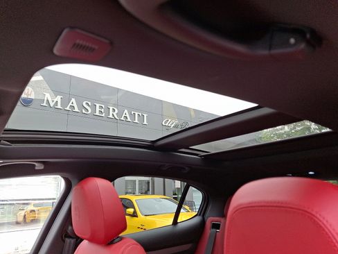 New 2025 Alfa Romeo Stelvio Sprint w/ Veloce Package image 10