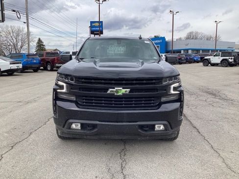 Used 2022 Chevrolet Silverado 1500 RST w/ Z71 Off-Road Package image 2