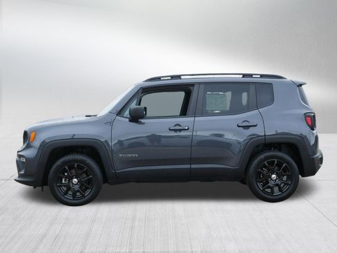 Used 2022 Jeep Renegade Latitude w/ Convenience Group AWD/4WD image 4