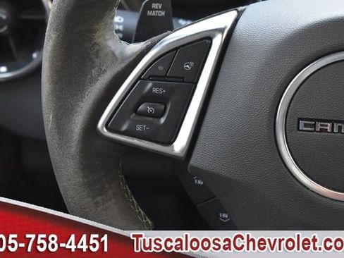 Used 2018 Chevrolet Camaro SS image 29