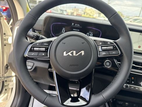 New 2026 Kia Seltos S AWD/4WD image 16