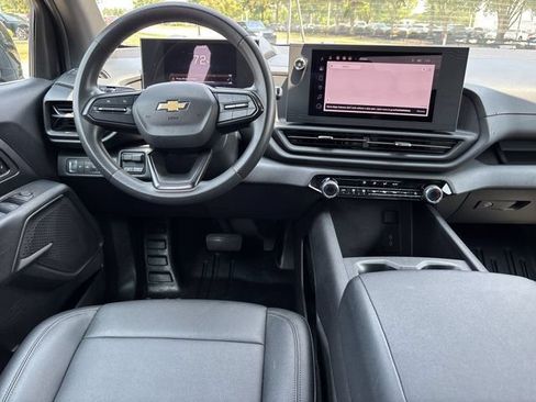 Used 2024 Chevrolet Silverado EV W/T AWD/4WD image 19