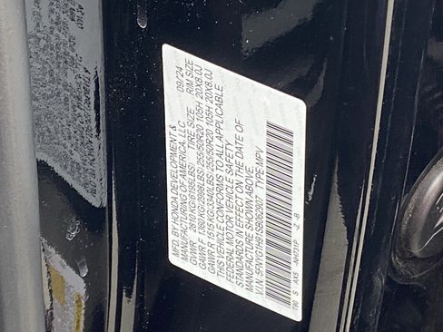 Used 2025 Honda Pilot Black Edition image 9