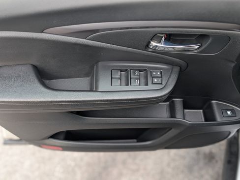 Used 2017 Honda Ridgeline RTL-T image 29