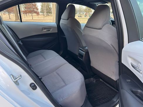 Used 2022 Toyota Corolla SE w/ Carpet Mat Package (TMS) image 16