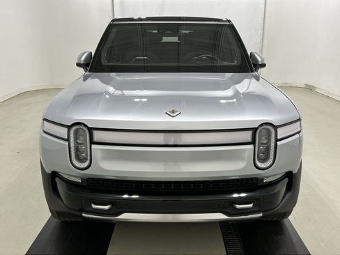 Used 2024 Rivian R1S Adventure AWD/4WD image 8