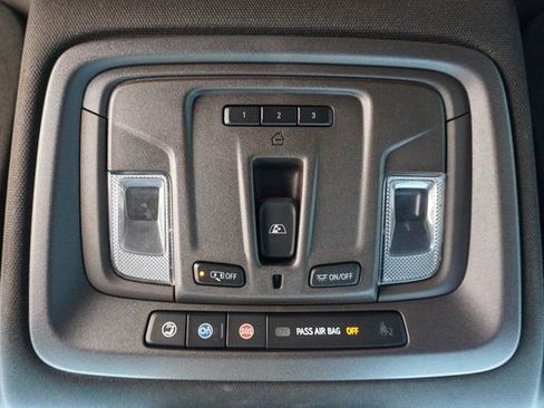 Used 2022 GMC Sierra 1500 Denali w/ Technology Package image 30