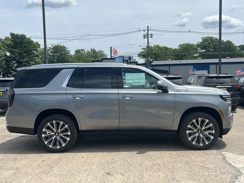 New 2026 Chevrolet Tahoe High Country AWD/4WD image 6
