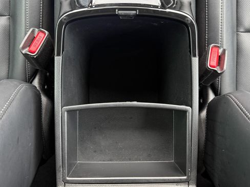 Used 2025 Kia Telluride S image 49